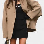 Ambreline Wool Coat with Notched Collar and Mid-Length Batwing Sleeves