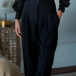 Classic High-Waisted Black Trousers with a Tailored Fit