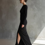 Women's Black Elegant Jersey Off - Shoulder Ruched Slit Maxi Dress